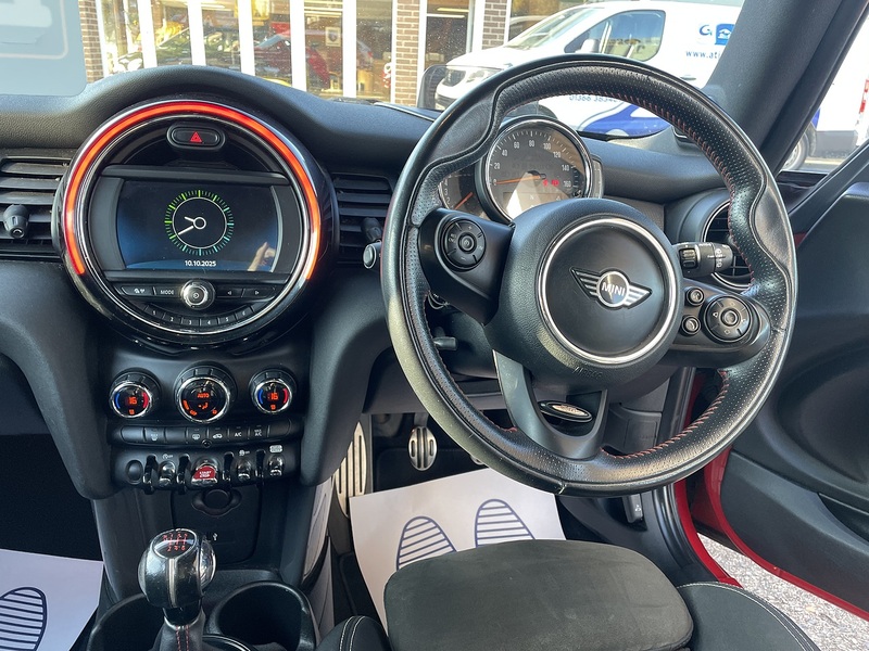 MINI 1.5 Cooper Hatchback 3dr Petrol Manual Euro 6 (s/s) (136 ps)