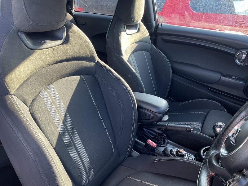 MINI 1.5 Cooper Hatchback 3dr Petrol Manual Euro 6 (s/s) (136 ps)