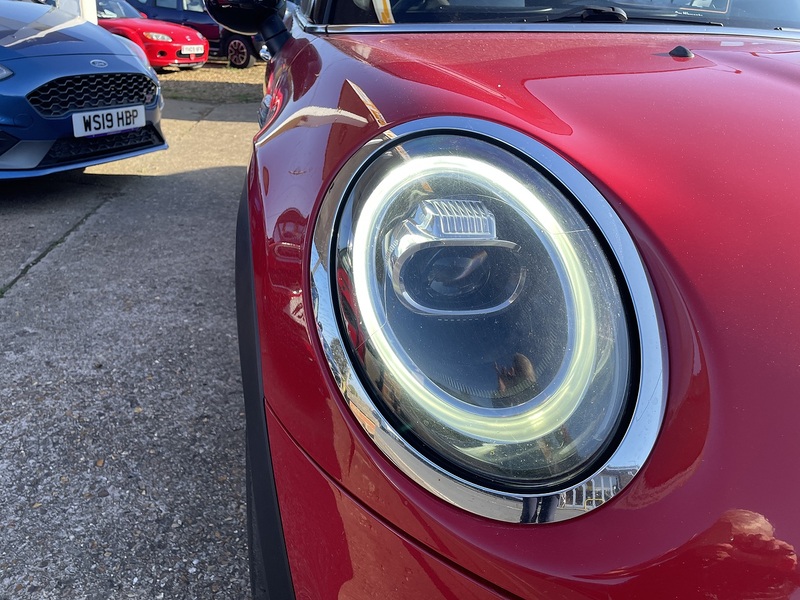 MINI 1.5 Cooper Hatchback 3dr Petrol Manual Euro 6 (s/s) (136 ps)