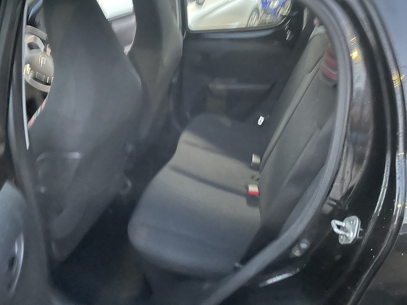 Citroen 1.2 PureTech Feel Hatchback 5dr Petrol Manual Euro 6 (82 ps)