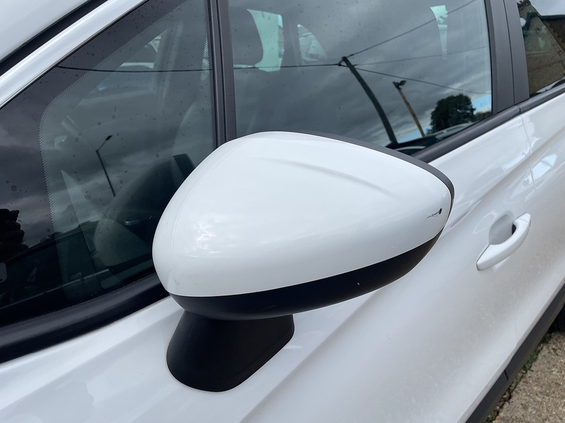 Vauxhall 1.2 Turbo GPF Tech Line Nav SUV 5dr Petrol Manual Euro 6 (s/s) (130 ps)