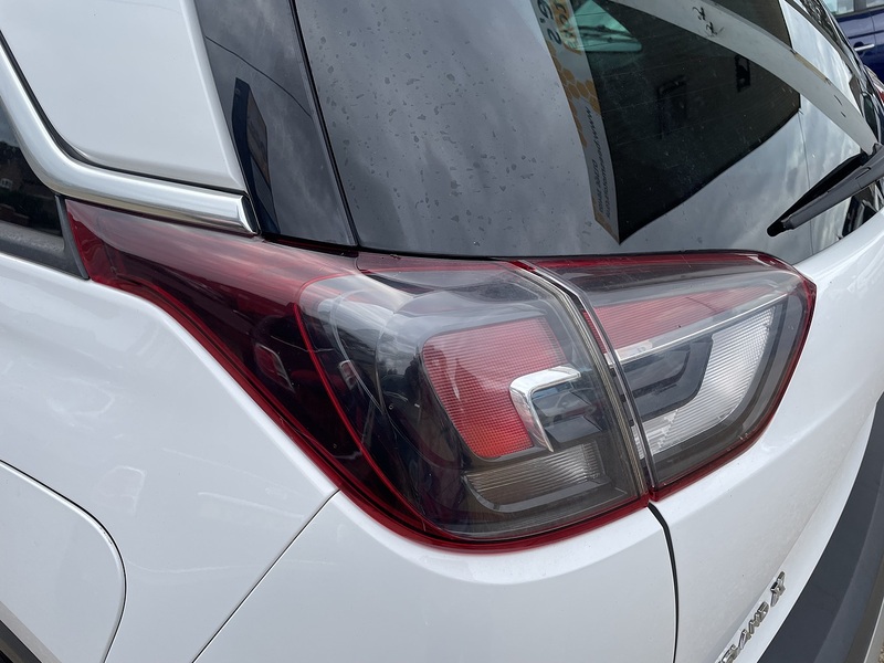 Vauxhall 1.2 Turbo GPF Tech Line Nav SUV 5dr Petrol Manual Euro 6 (s/s) (130 ps)