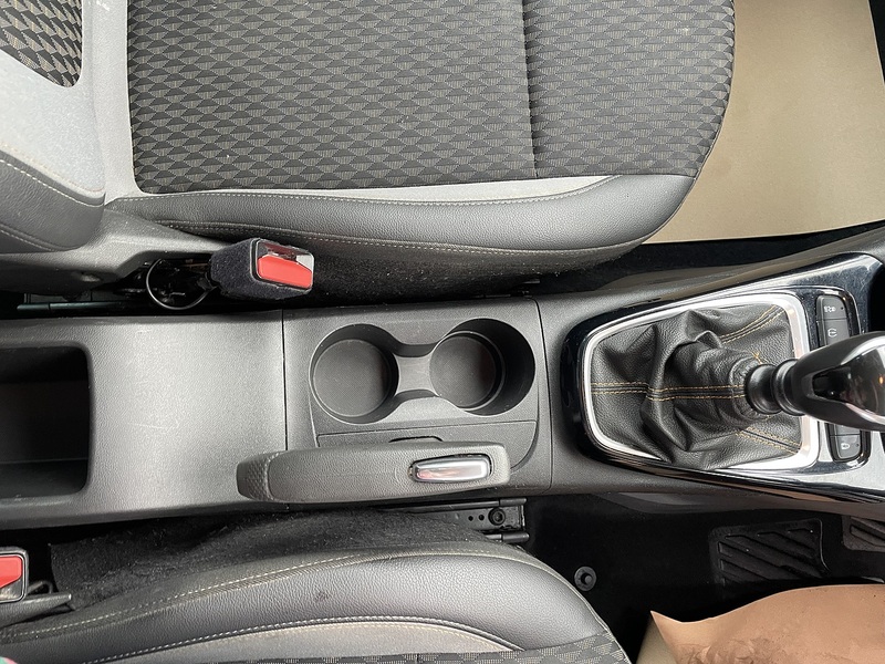 Vauxhall 1.2 Turbo GPF Tech Line Nav SUV 5dr Petrol Manual Euro 6 (s/s) (130 ps)