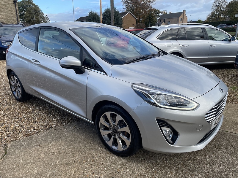 Ford 1.1 Ti-VCT Zetec Hatchback 3dr Petrol Manual Euro 6 (s/s) (85 ps)