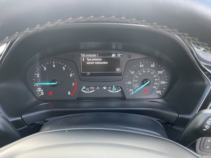 Ford 1.1 Ti-VCT Zetec Hatchback 3dr Petrol Manual Euro 6 (s/s) (85 ps)