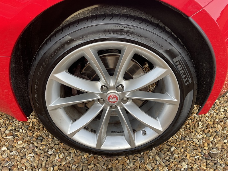 Jaguar 3.0 V6 Coupe 2dr Petrol Auto Euro 6 (s/s) (340 ps)