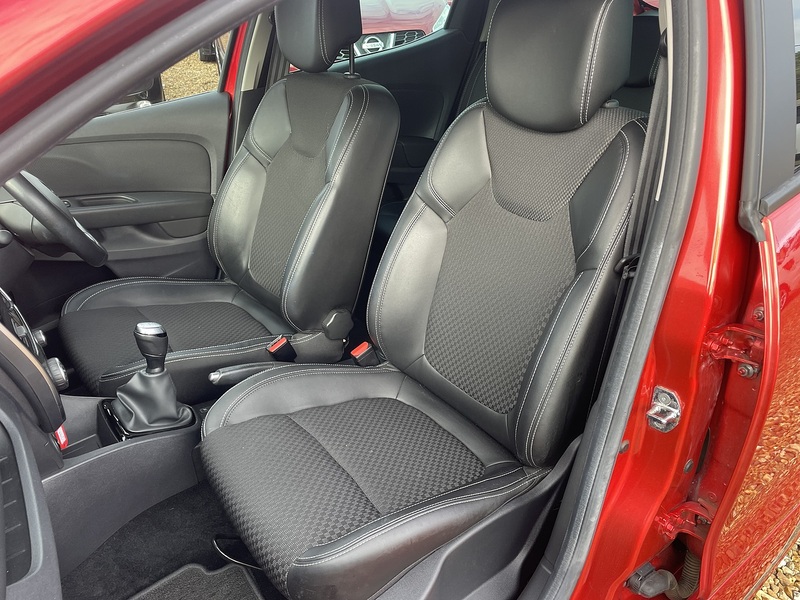 Renault 0.9 TCe GT Line Hatchback 5dr Petrol Manual Euro 6 (s/s) (90 ps)