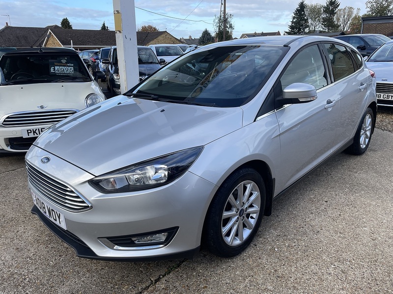 Ford 1.0T EcoBoost Titanium Hatchback 5dr Petrol Manual Euro 6 (s/s) (125 ps)