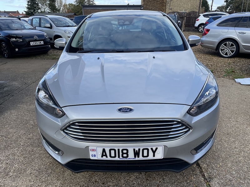 Ford 1.0T EcoBoost Titanium Hatchback 5dr Petrol Manual Euro 6 (s/s) (125 ps)