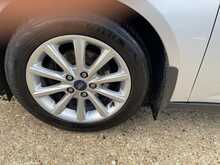 Ford Focus T EcoBoost Titanium 