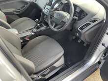 Ford Focus T EcoBoost Titanium 