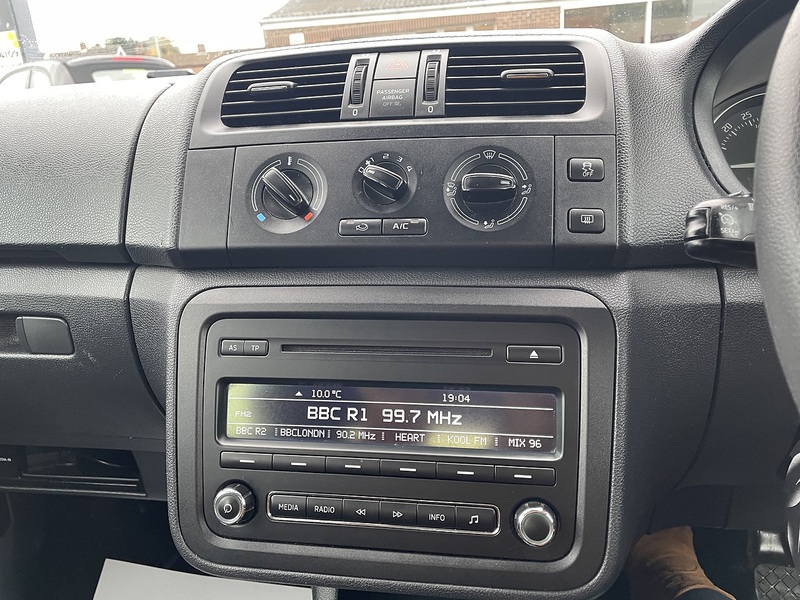 Skoda 1.2 TDI GreenLine II Hatchback 5dr Diesel Manual Euro 5 (s/s) (75 ps)