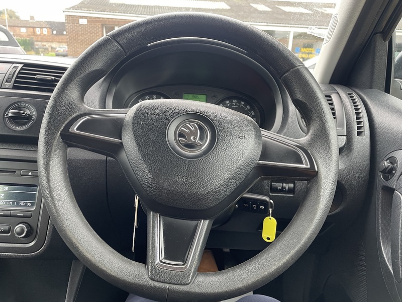 Skoda 1.2 TDI GreenLine II Hatchback 5dr Diesel Manual Euro 5 (s/s) (75 ps)