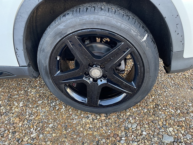 Mercedes-Benz 2.1 GLA220d AMG Line (Premium Plus) SUV 5dr Diesel 7G-DCT 4MATIC Euro 6 (s/s) (177 ps)