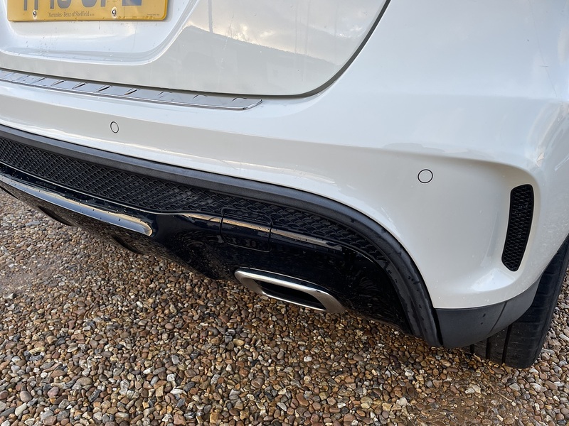 Mercedes-Benz 2.1 GLA220d AMG Line (Premium Plus) SUV 5dr Diesel 7G-DCT 4MATIC Euro 6 (s/s) (177 ps)