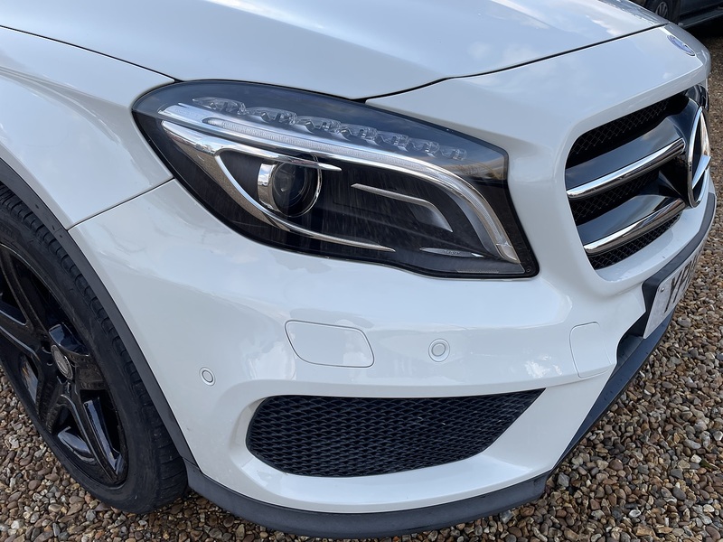 Mercedes-Benz 2.1 GLA220d AMG Line (Premium Plus) SUV 5dr Diesel 7G-DCT 4MATIC Euro 6 (s/s) (177 ps)