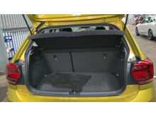 Volkswagen Polo TSI SE 