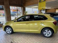 Volkswagen Polo TSI SE 