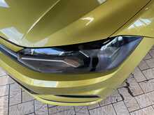 Volkswagen Polo TSI SE 