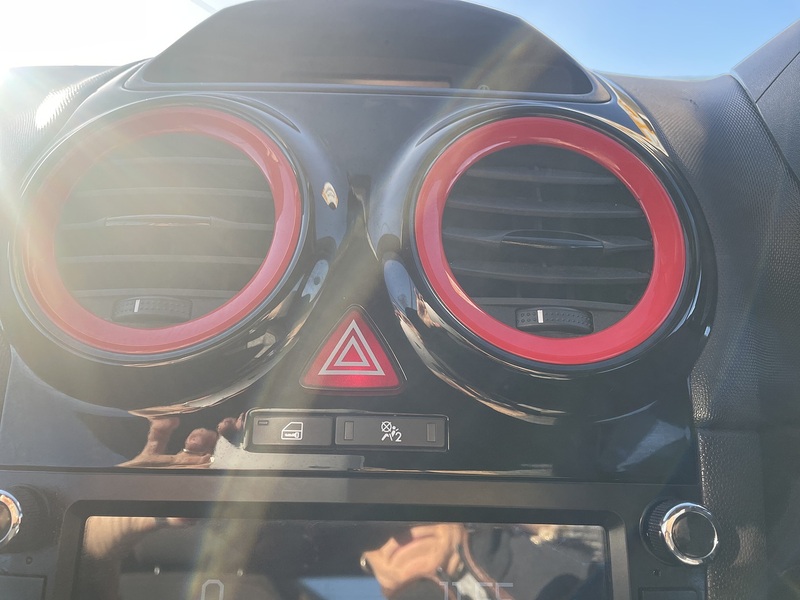 Vauxhall 1.2 16V Limited Edition Hatchback 3dr Petrol Manual Euro 5 (85 ps)