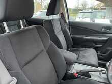 Honda CR-V i-VTEC SE 