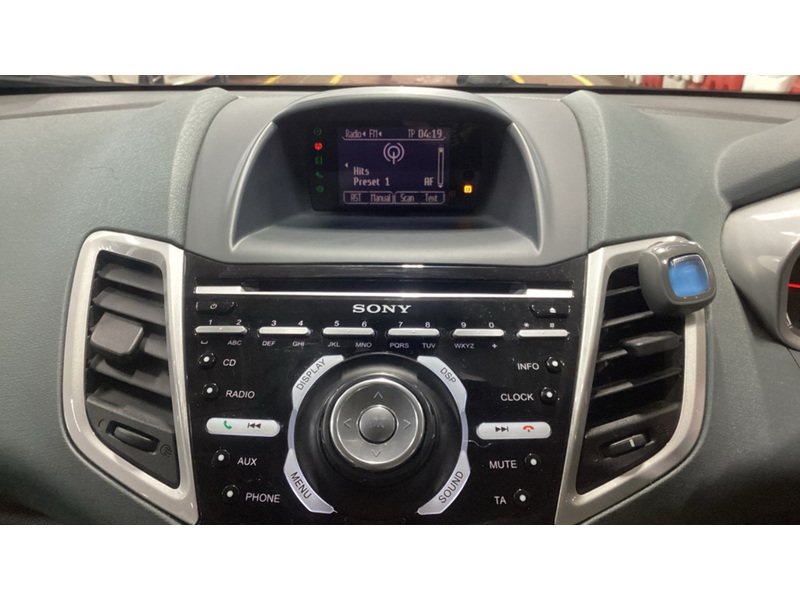 Ford 1.4 Titanium Hatchback 5dr Petrol Automatic (154 g/km, 94 bhp)