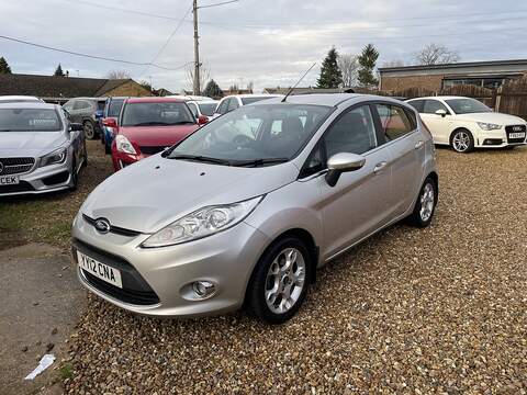 1.4 Zetec Hatchback 5dr Petrol Manual (133 g/km, 94 bhp)