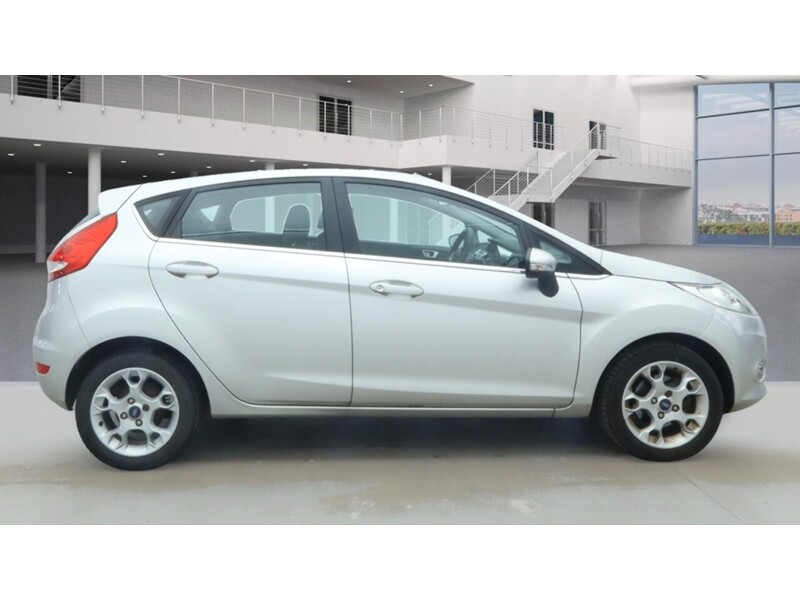 Ford 1.4 Zetec Hatchback 5dr Petrol Automatic (154 g/km, 94 bhp)