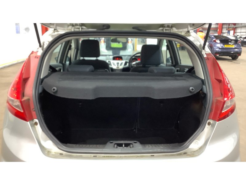 Ford 1.4 Zetec Hatchback 5dr Petrol Automatic (154 g/km, 94 bhp)