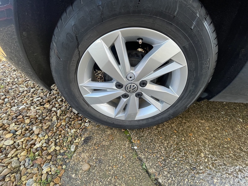 Volkswagen 1.0 EVO SE Hatchback 5dr Petrol Manual Euro 6 (s/s) (65 ps)