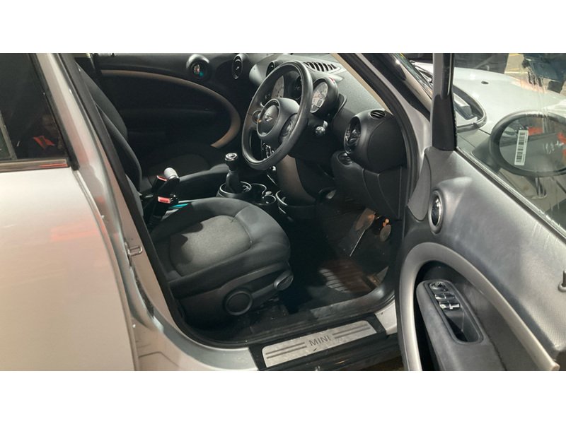 MINI 1.6 One SUV 5dr Petrol Manual Euro 6 (s/s) (98 ps)