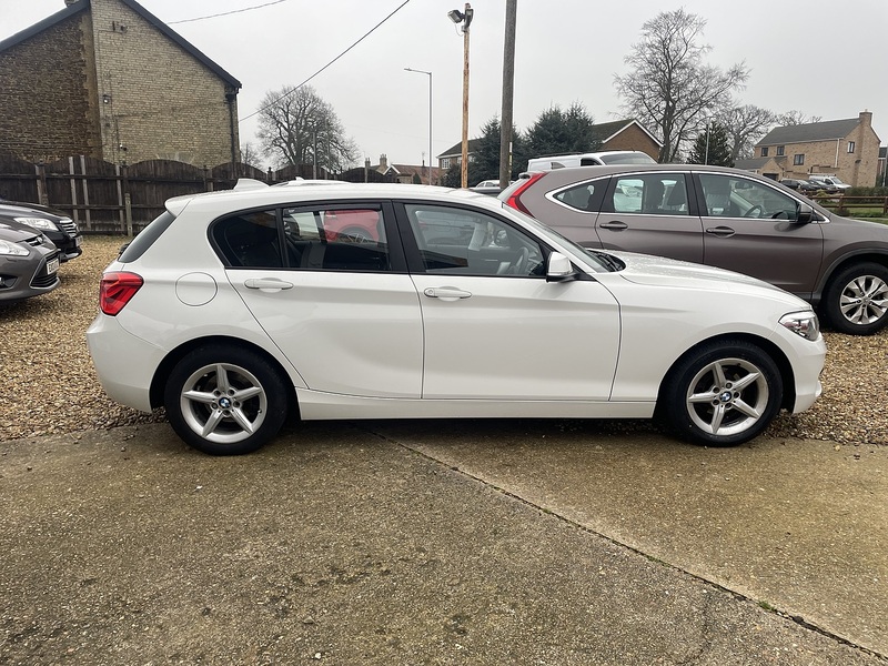 BMW 2.0 118d SE Hatchback 5dr Diesel Manual Euro 6 (s/s) (150 ps)