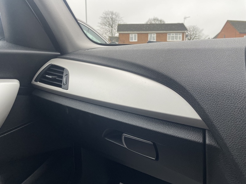 BMW 2.0 118d SE Hatchback 5dr Diesel Manual Euro 6 (s/s) (150 ps)