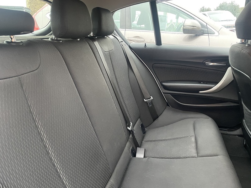 BMW 2.0 118d SE Hatchback 5dr Diesel Manual Euro 6 (s/s) (150 ps)