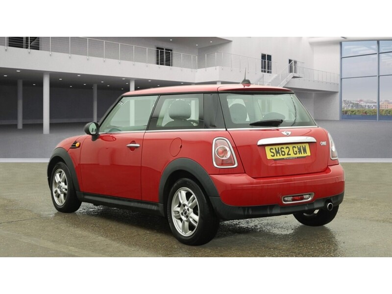 MINI 1.6 One Hatchback 3dr Petrol Manual Euro 5 (98 ps)