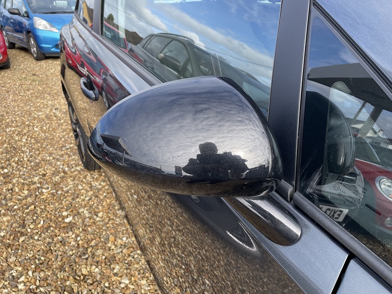 Vauxhall 1.4i ecoFLEX Limited Edition Hatchback 3dr Petrol Manual Euro 6 (75 ps)