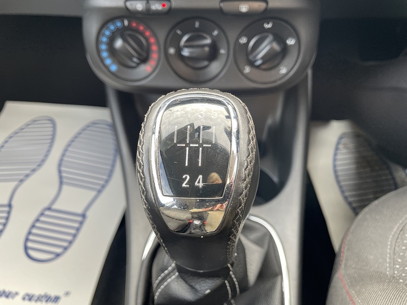 Vauxhall 1.4i ecoFLEX Limited Edition Hatchback 3dr Petrol Manual Euro 6 (75 ps)