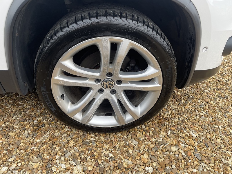 Volkswagen 2.0 TDI Sport SUV 5dr Diesel Manual 4WD Euro 5 (170 ps)