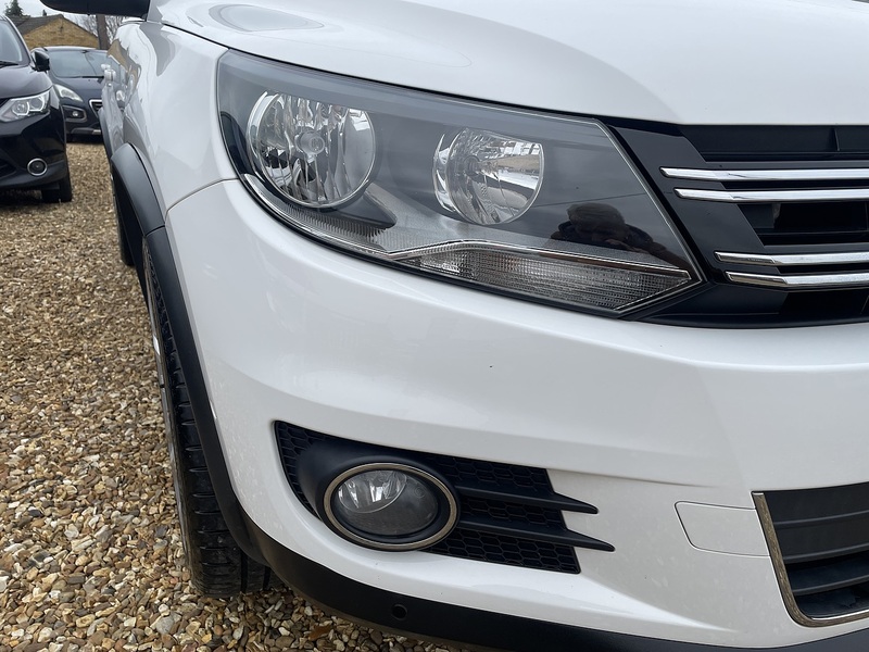 Volkswagen 2.0 TDI Sport SUV 5dr Diesel Manual 4WD Euro 5 (170 ps)