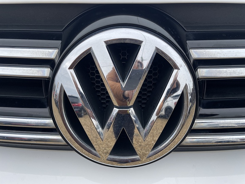 Volkswagen 2.0 TDI Sport SUV 5dr Diesel Manual 4WD Euro 5 (170 ps)