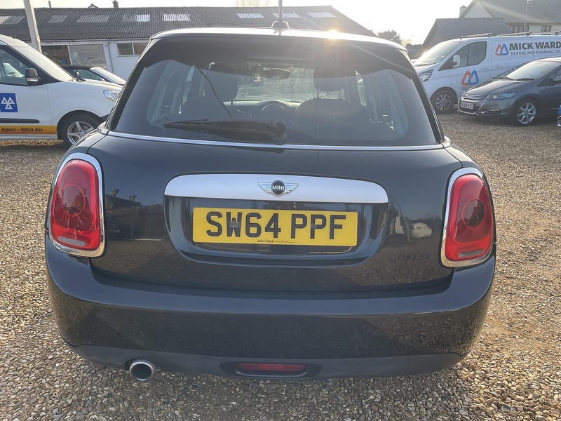 MINI 1.5 Cooper D Hatchback 5dr Diesel Manual Euro 6 (s/s) (116 ps)