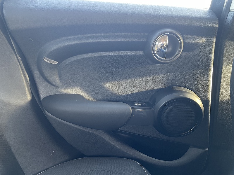 MINI 1.5 Cooper D Hatchback 5dr Diesel Manual Euro 6 (s/s) (116 ps)