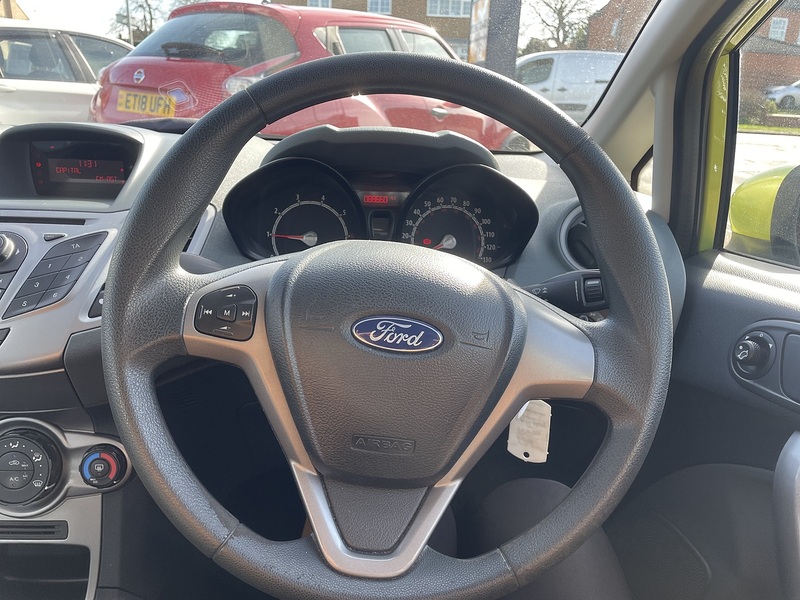 Ford 1.25 Edge Hatchback 5dr Petrol Manual (129 g/km, 81 bhp)
