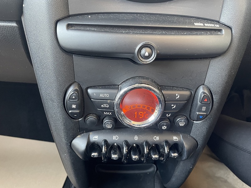 MINI 1.6 Cooper Pimlico Hatchback 3dr Petrol Manual Euro 5 (s/s) (122 ps)