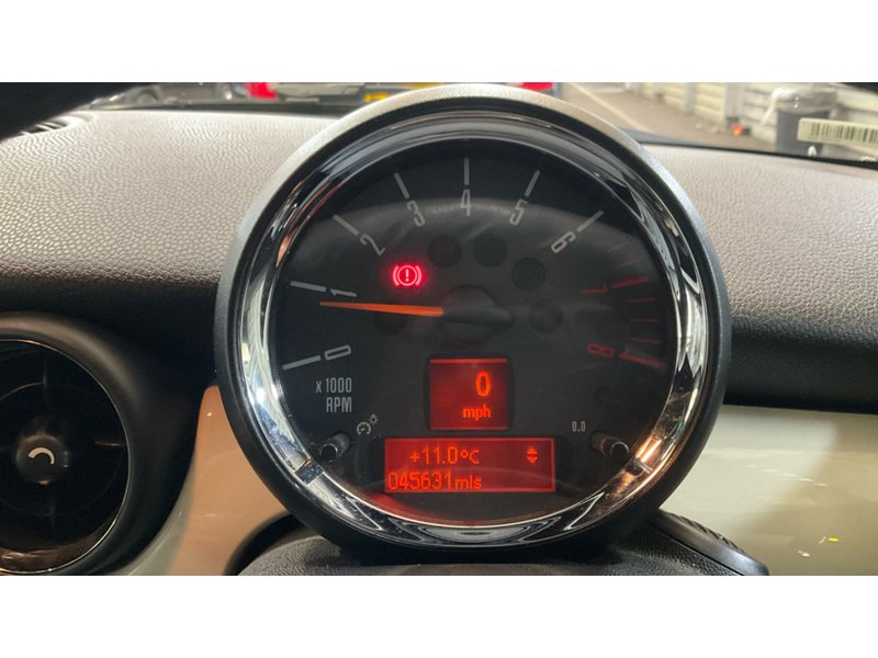 MINI 1.6 John Cooper Works Convertible 2dr Petrol Manual Euro 5 (s/s) (211 ps)