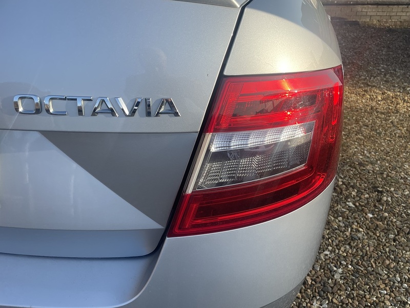 Skoda 1.5 TSI GPF ACT SE Hatchback 5dr Petrol Manual Euro 6 (s/s) (150 ps)
