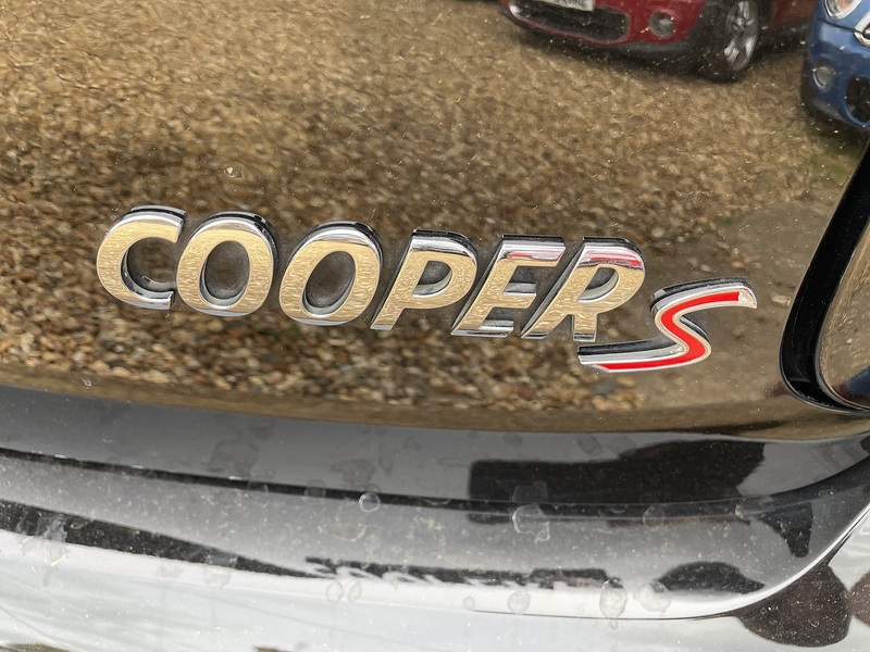 MINI 2.0 Cooper S Convertible 2dr Petrol Auto Euro 6 (s/s) (192 ps)