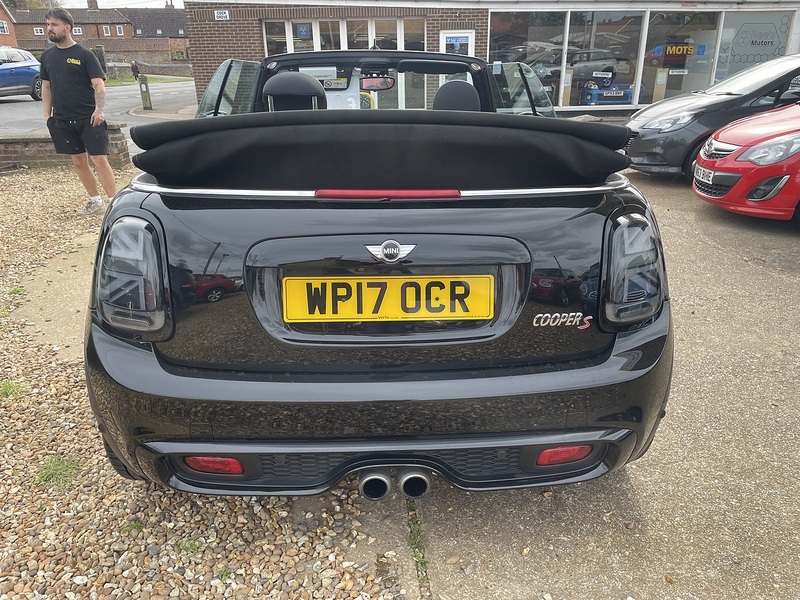 MINI 2.0 Cooper S Convertible 2dr Petrol Auto Euro 6 (s/s) (192 ps)