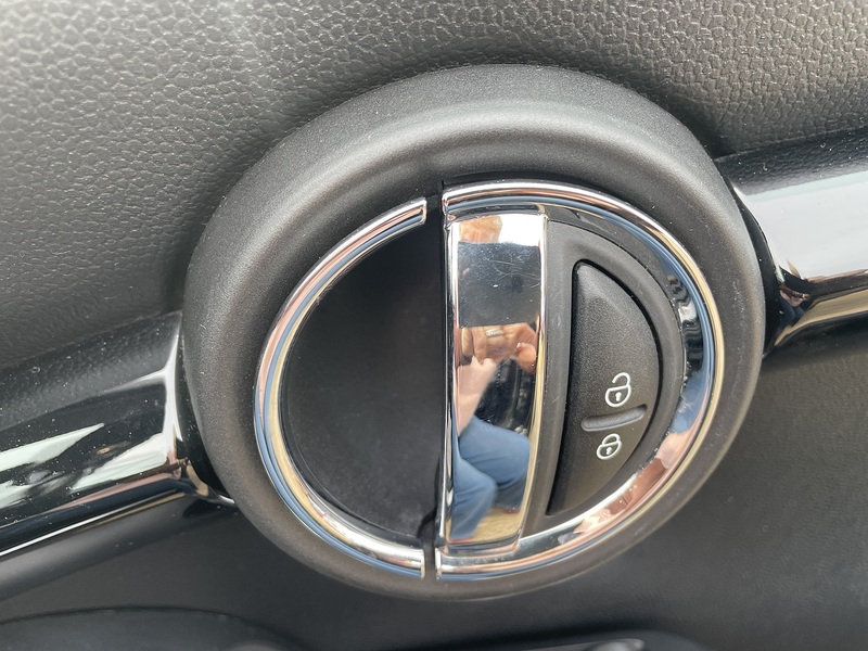 MINI 2.0 Cooper S Convertible 2dr Petrol Auto Euro 6 (s/s) (192 ps)