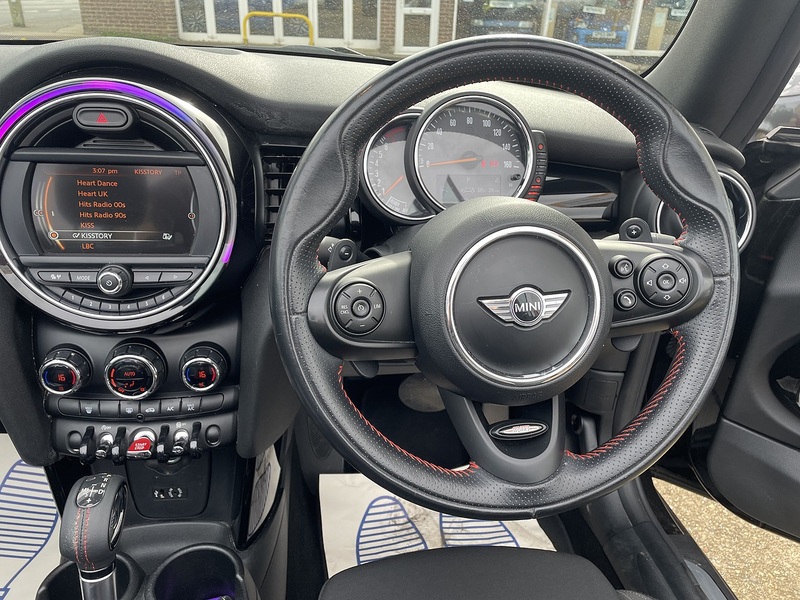 MINI 2.0 Cooper S Convertible 2dr Petrol Auto Euro 6 (s/s) (192 ps)